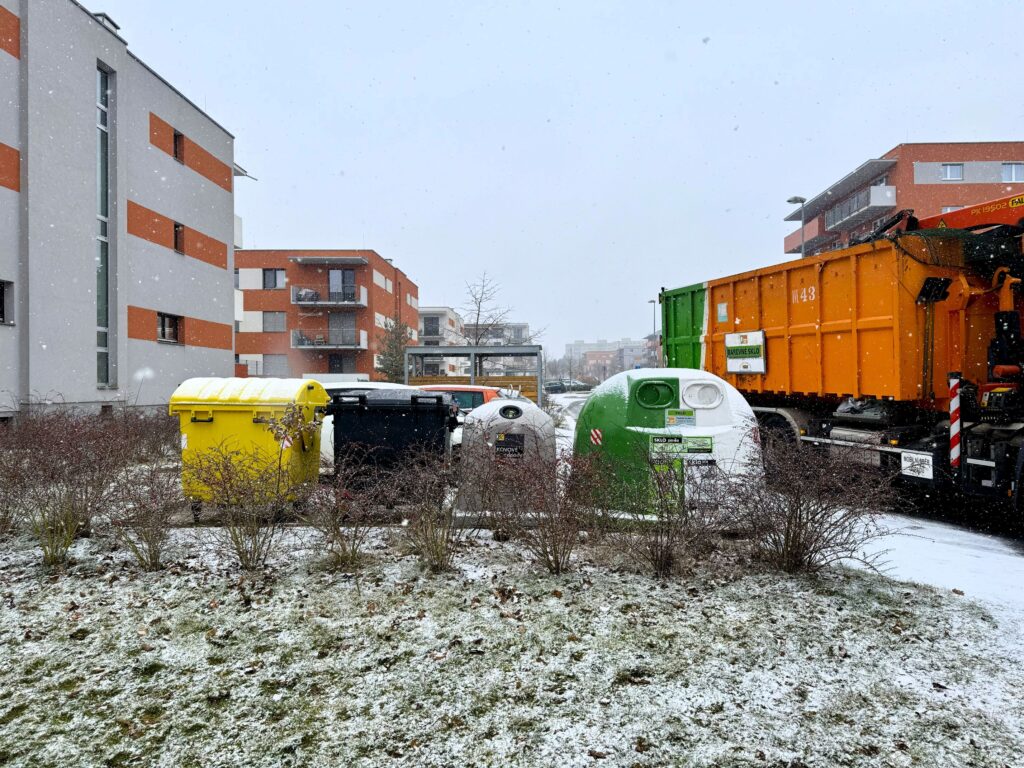 ilustrační obrázek odpady